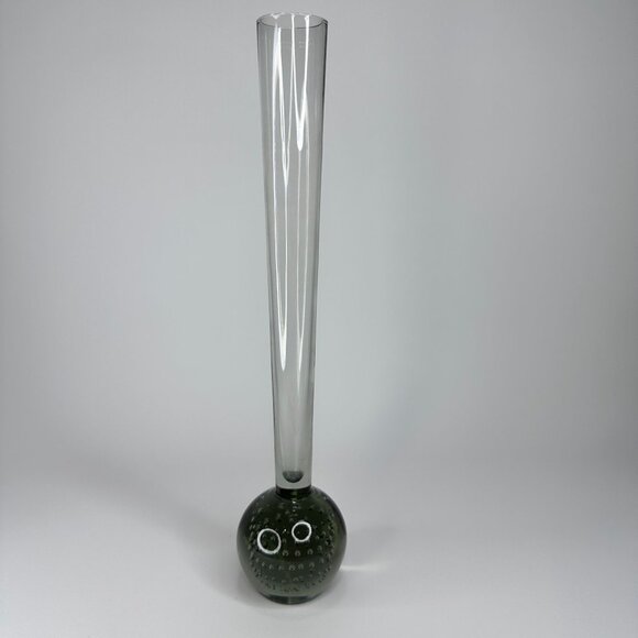 Vintage MCM Handblown Glass Bud Vase Controlled Bubble Smoky Gray 9.5"X2" Flower - Picture 8 of 9